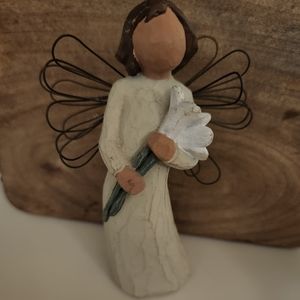 Willow Tree 2000 Angel of Beauty